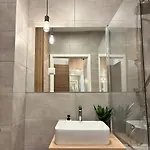 Comfort Wola Two-room Апартаменты